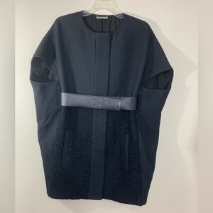 💥HP💥Diane Von Furstenberg belted coat/cap in black wool. Size S